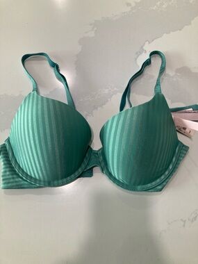 Striped Padded Bra - Gorgeous Green